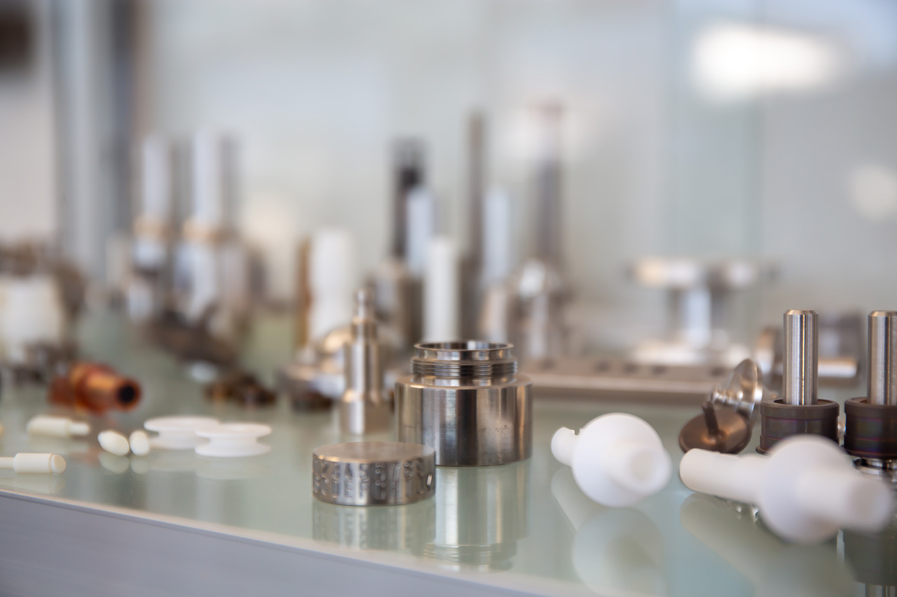 西軽精機 が製造してる部品